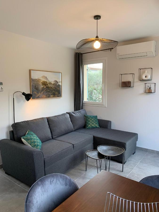 Le Cabanon De Livia Avec Piscine Privee Villa Кюкюрон Екстериор снимка