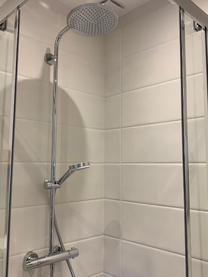 Le Cabanon De Livia Avec Piscine Privee Villa Кюкюрон Екстериор снимка
